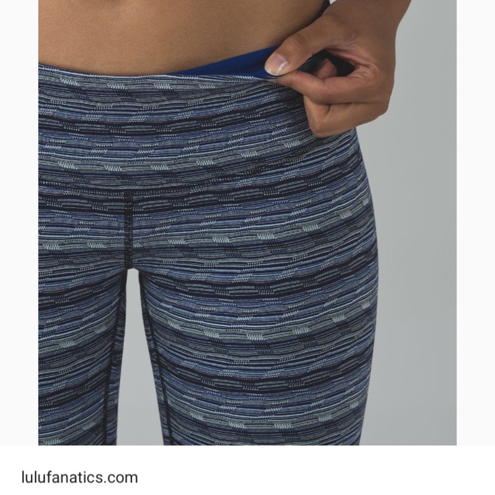 Lululemon Wunder under Sapphire Twist 4